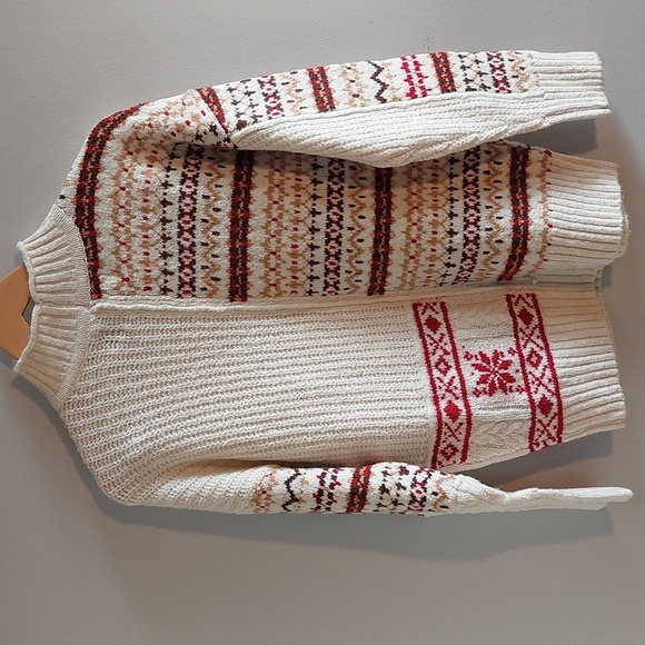 NWT American Eagle Sweater Size Small - Picture 2 of 8